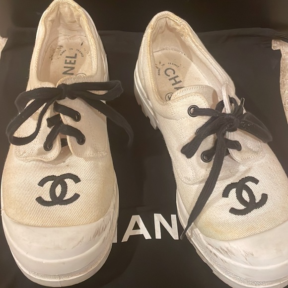 Vintage Chanel canvas sneakers, 35 - Picture 5 of 9